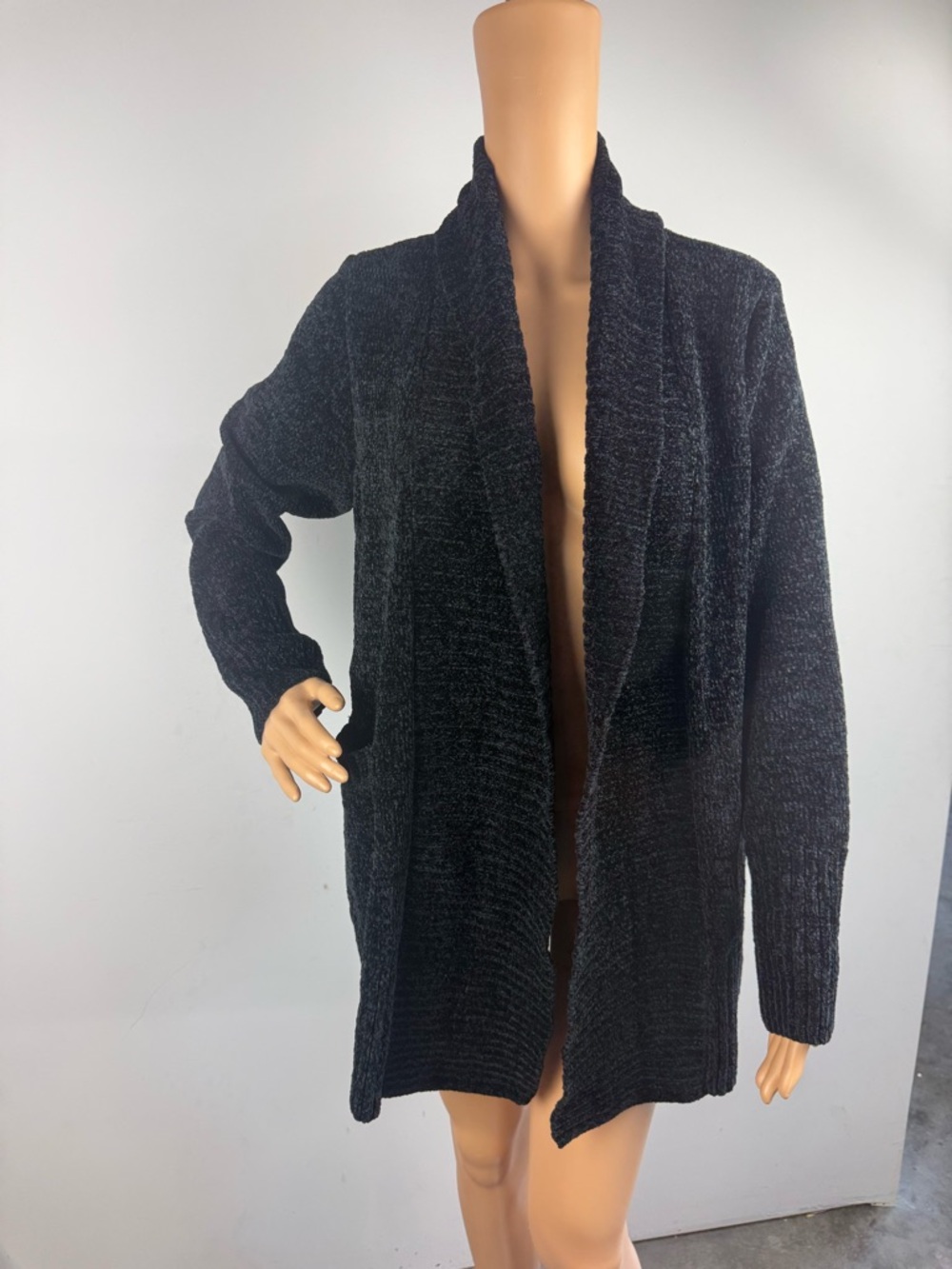 Orvis Black Chenille Cozy Open Front Cardigan Womens size Large